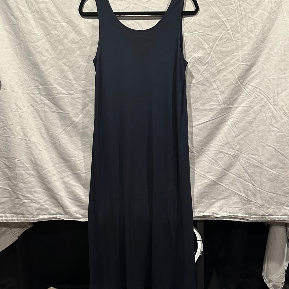 Josephine Chaus Classic Black Midi Dress